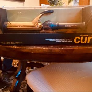 Brand New Professional Curling Iron-Adjustable heat settings